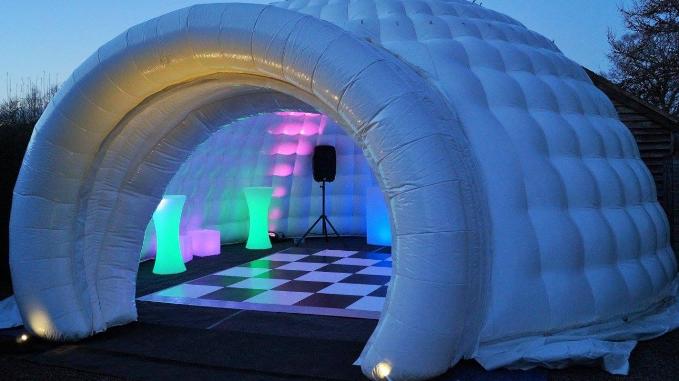 inflatable outdoor igloo